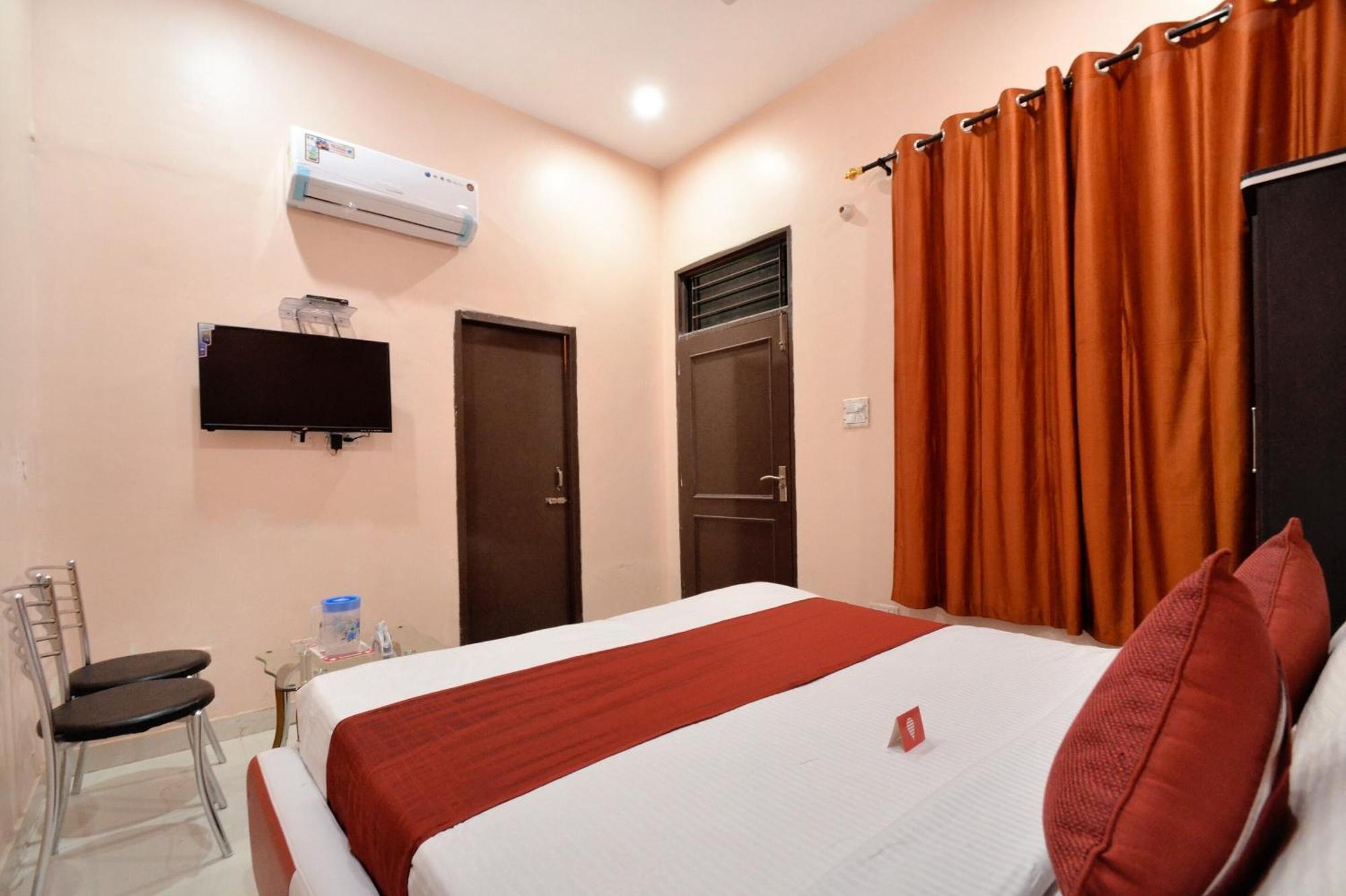 Hotel O Galaxy Nayagaon Екстер'єр фото